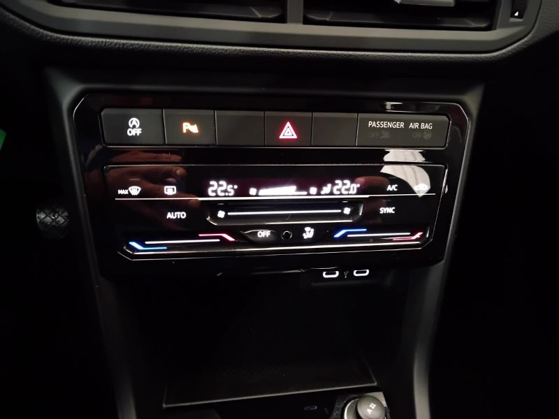 GuidiCar - VOLKSWAGEN T-Cross 2021 T-Cross 1.0 tsi Style 95cv Usato