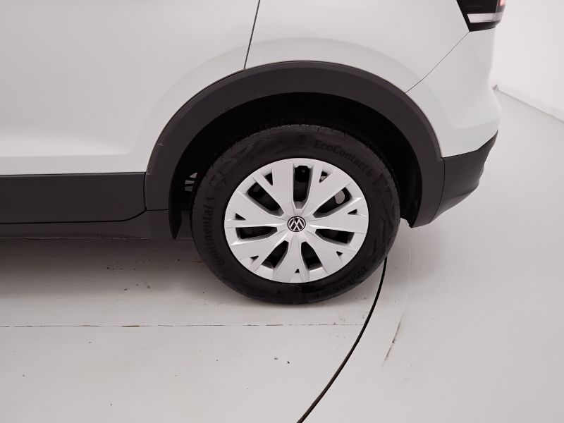 GuidiCar - VOLKSWAGEN T-Cross 2021 T-Cross 1.0 tsi Urban 95cv Usato