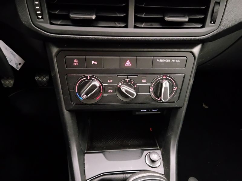 GuidiCar - VOLKSWAGEN T-Cross 2021 T-Cross 1.0 tsi Urban 95cv Usato
