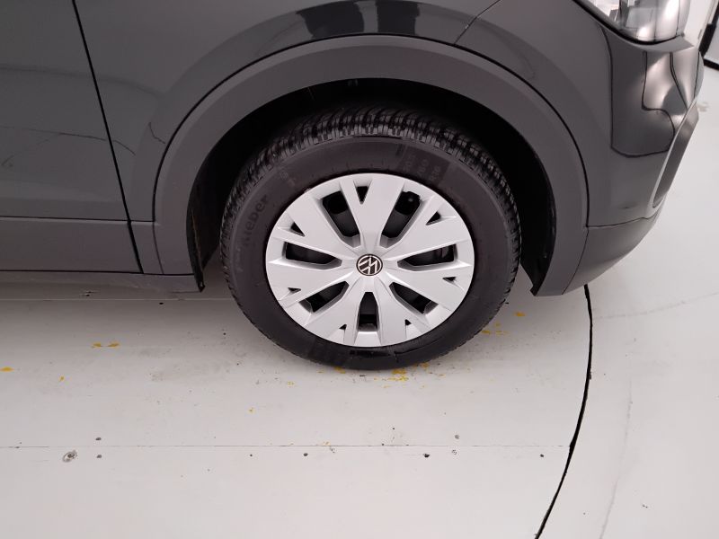 GuidiCar - VOLKSWAGEN T-Cross 2021 T-Cross 1.0 tsi Urban 95cv Usato