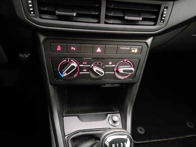 GuidiCar - VOLKSWAGEN T-Cross T-Cross - T-Cross 1.6 TDI SCR Urban BMT
