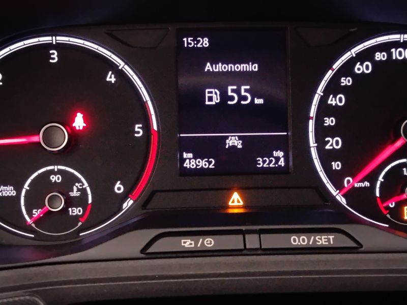 GuidiCar - VOLKSWAGEN T-Cross 2021 T-Cross 1.6 tdi Urban 95cv Usato