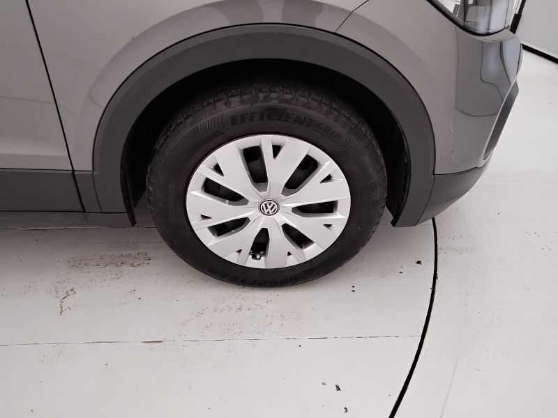 GuidiCar - VOLKSWAGEN T-Cross 2021 T-Cross 1.6 tdi Urban 95cv Usato
