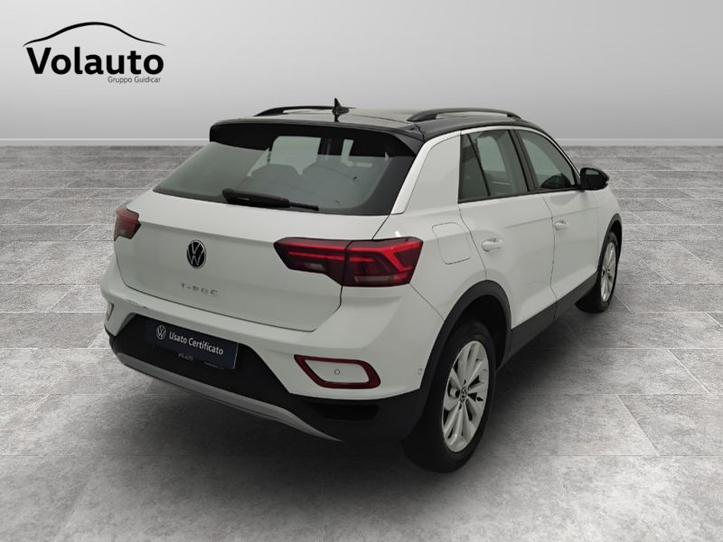 GuidiCar - VOLKSWAGEN T-Roc 2022 T-Roc 1.0 tsi Life Usato