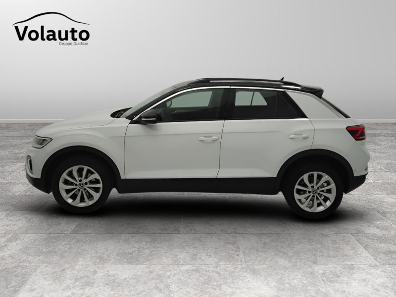 GuidiCar - VOLKSWAGEN T-Roc 2022 T-Roc 1.0 tsi Life Usato