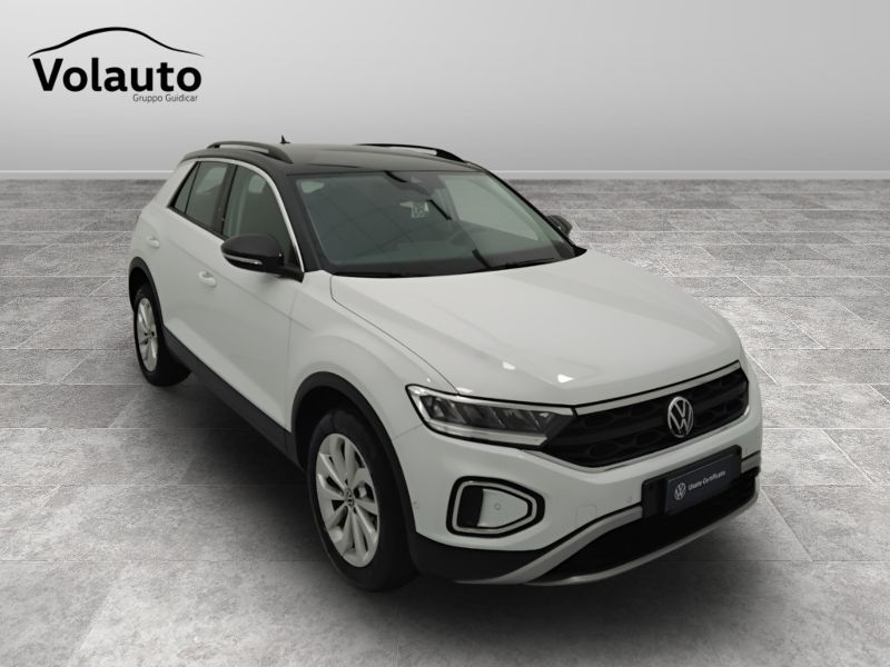 GuidiCar - VOLKSWAGEN T-Roc 2022 T-Roc 1.0 tsi Life Usato