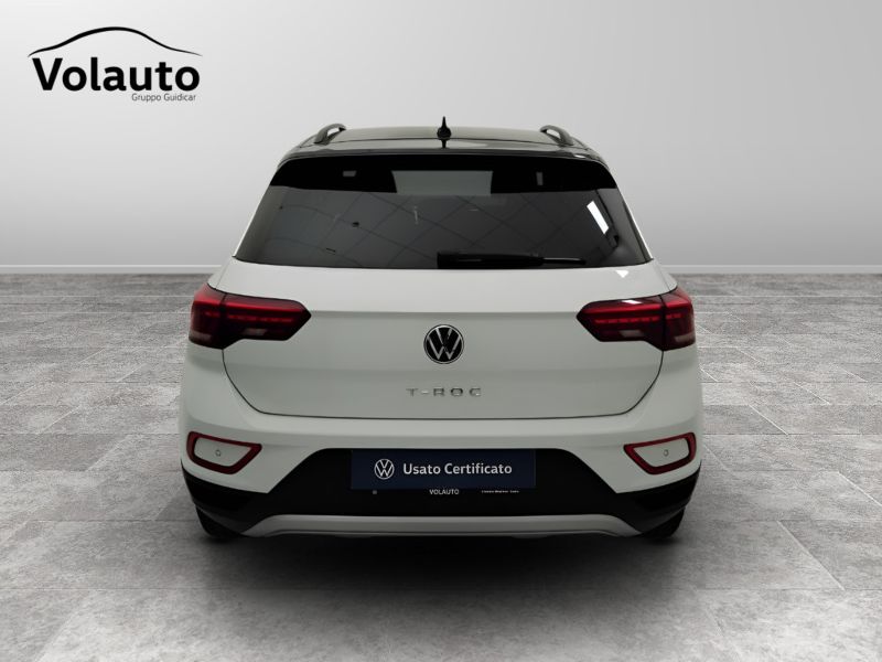 GuidiCar - VOLKSWAGEN T-Roc 2022 T-Roc 1.0 tsi Life Usato