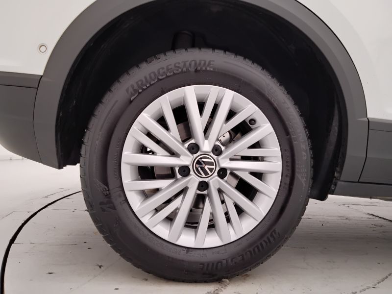 GuidiCar - VOLKSWAGEN T-Roc 2022 T-Roc 1.0 tsi Life Usato