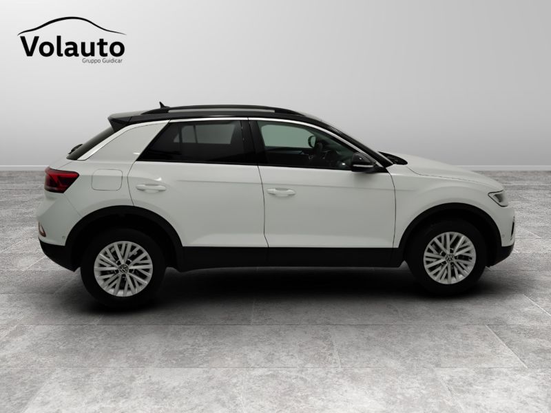GuidiCar - VOLKSWAGEN T-Roc 2022 T-Roc 1.0 tsi Life Usato