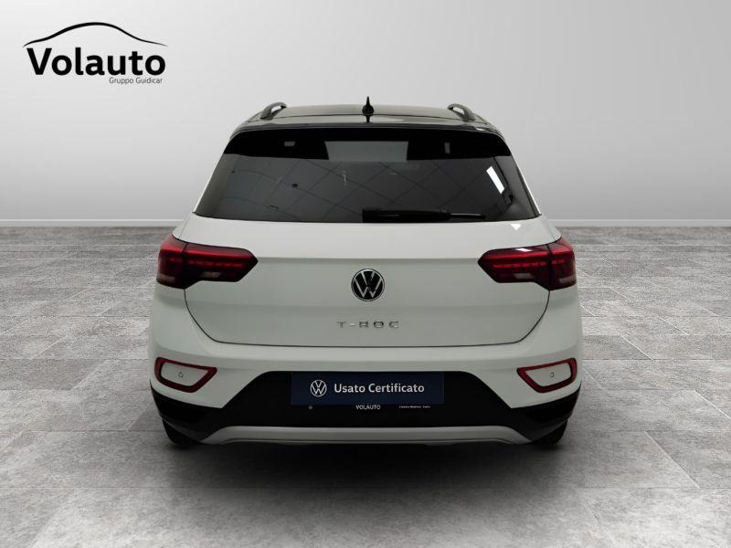 GuidiCar - VOLKSWAGEN T-Roc 2022 T-Roc 1.0 tsi Life Usato