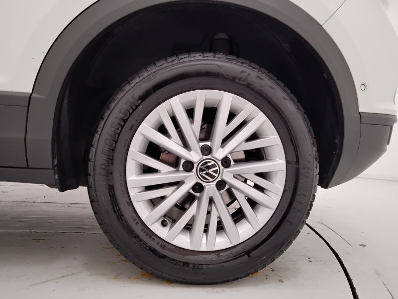 GuidiCar - VOLKSWAGEN T-Roc 2022 T-Roc 1.0 tsi Life Usato