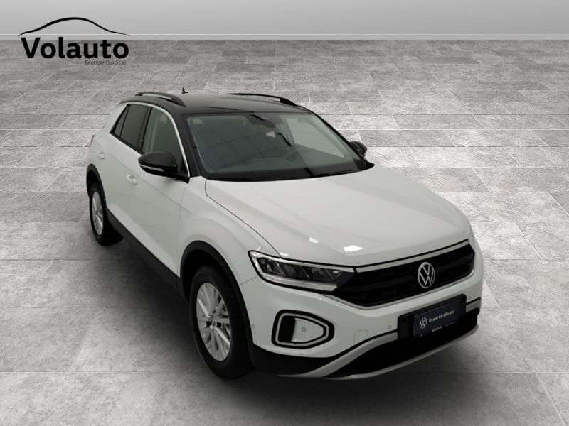 GuidiCar - VOLKSWAGEN T-Roc 2022 T-Roc 1.0 tsi Life Usato
