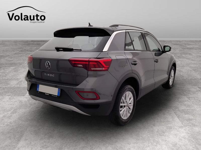 GuidiCar - VOLKSWAGEN T-Roc 2022 T-Roc 1.0 tsi Life Usato