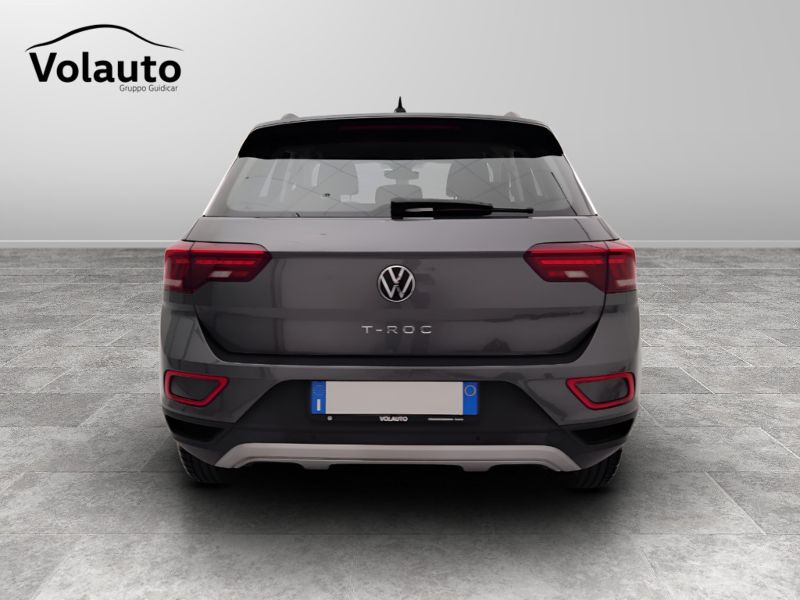 GuidiCar - VOLKSWAGEN T-Roc 2022 T-Roc 1.0 tsi Life Usato
