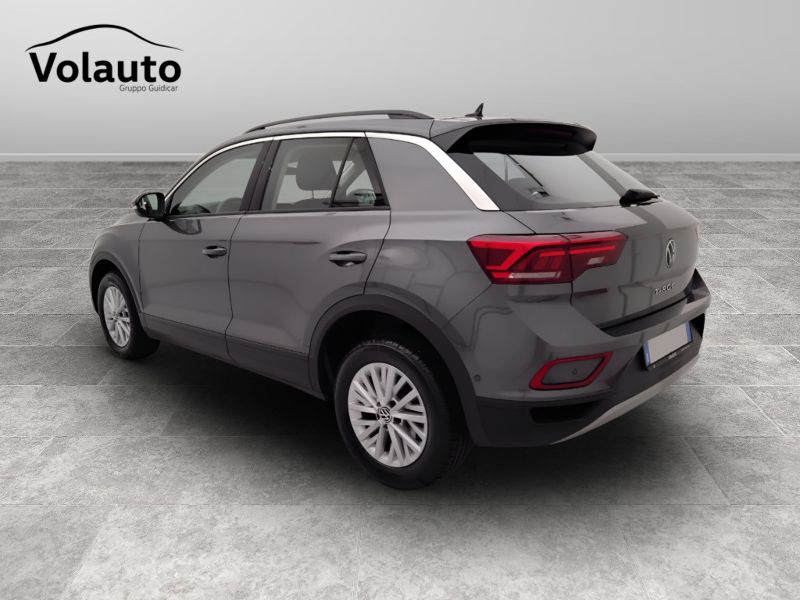 GuidiCar - VOLKSWAGEN T-Roc 2022 T-Roc 1.0 tsi Life Usato