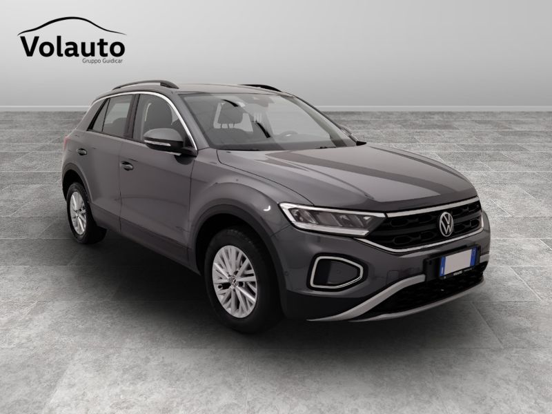 GuidiCar - VOLKSWAGEN T-Roc 2022 T-Roc 1.0 tsi Life Usato