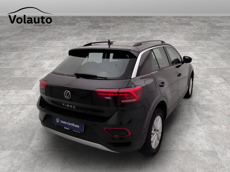 GuidiCar - VOLKSWAGEN T-Roc 2022 T-Roc 1.0 tsi Life Usato