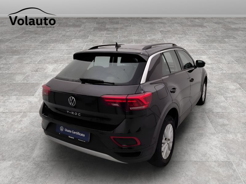 GuidiCar - VOLKSWAGEN T-Roc 2022 T-Roc 1.0 tsi Life Usato