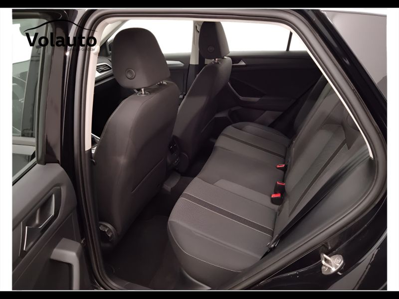GuidiCar - VOLKSWAGEN T-Roc 2022 T-Roc 1.0 tsi Life Usato