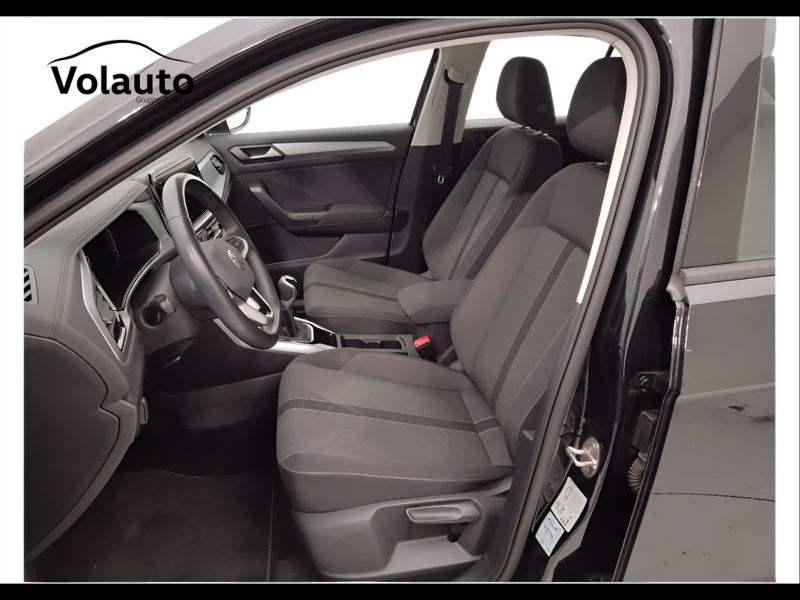 GuidiCar - VOLKSWAGEN T-Roc 2022 T-Roc 1.0 tsi Life Usato