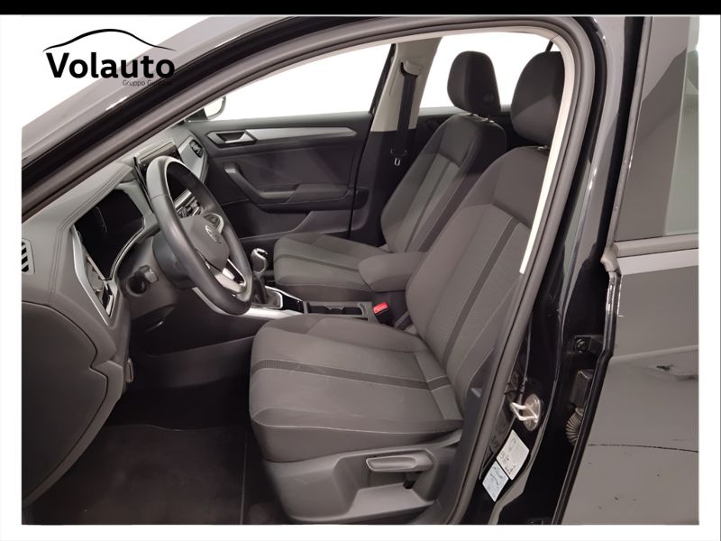 GuidiCar - VOLKSWAGEN T-Roc 2022 T-Roc 1.0 tsi Life Usato