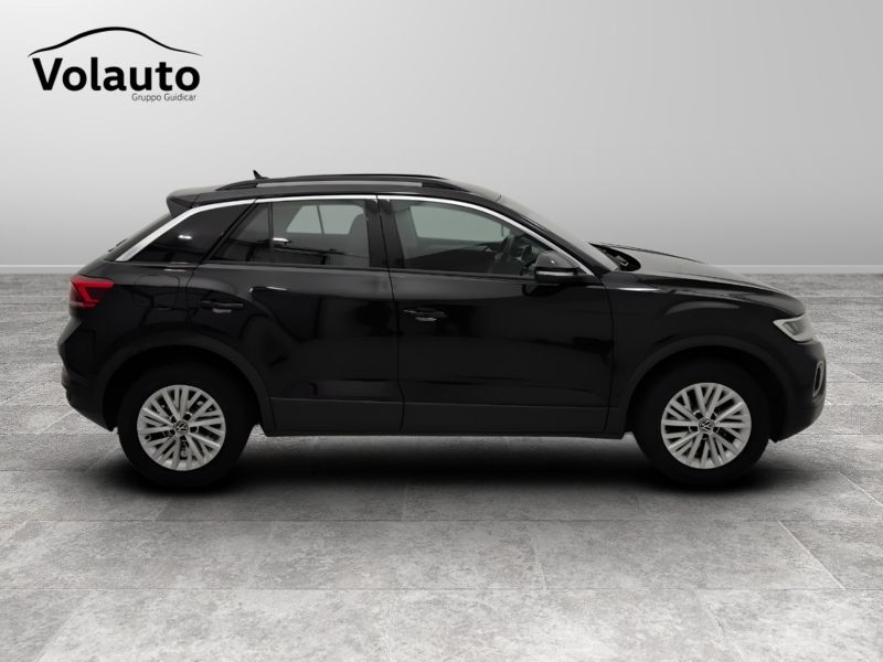 GuidiCar - VOLKSWAGEN T-Roc 2022 T-Roc 1.0 tsi Life Usato