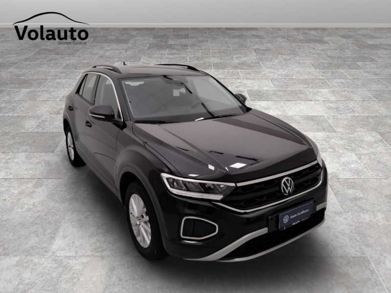GuidiCar - VOLKSWAGEN T-Roc 2022 T-Roc 1.0 tsi Life Usato