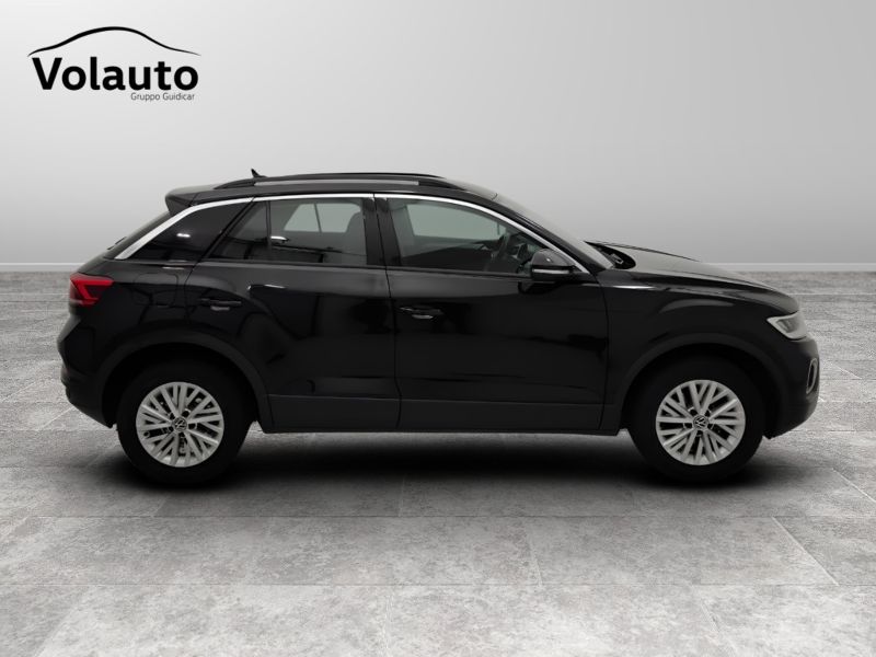 GuidiCar - VOLKSWAGEN T-Roc 2022 T-Roc 1.0 tsi Life Usato