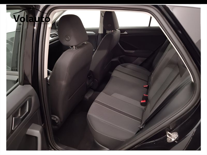 GuidiCar - VOLKSWAGEN T-Roc 2022 T-Roc 1.0 tsi Life Usato