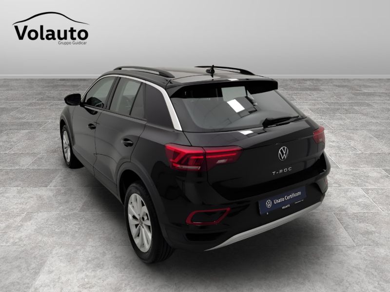 GuidiCar - VOLKSWAGEN T-Roc 2022 T-Roc 1.0 tsi Life Usato