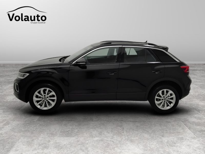 GuidiCar - VOLKSWAGEN T-Roc 2022 T-Roc 1.0 tsi Life Usato