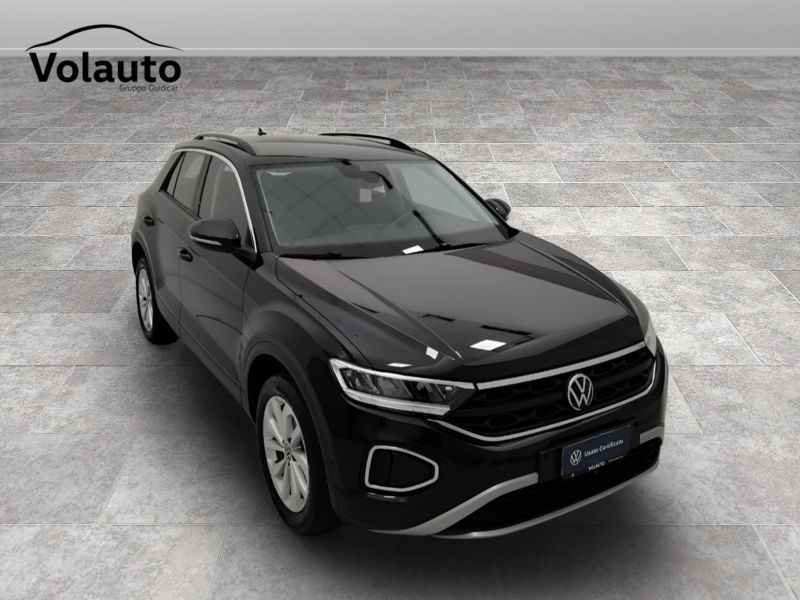 GuidiCar - VOLKSWAGEN T-Roc 2022 T-Roc 1.0 tsi Life Usato