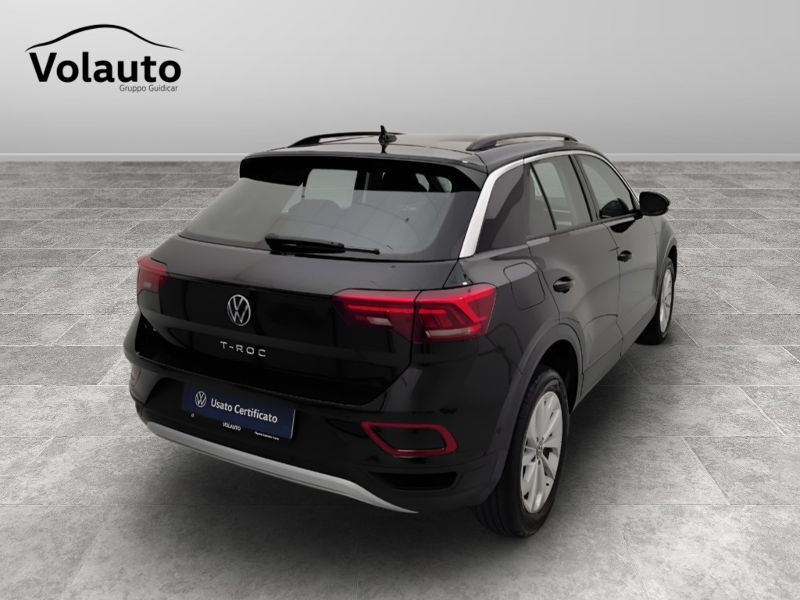 GuidiCar - VOLKSWAGEN T-Roc 2022 T-Roc 1.0 tsi Life Usato