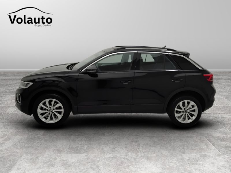 GuidiCar - VOLKSWAGEN T-Roc 2022 T-Roc 1.0 tsi Life Usato