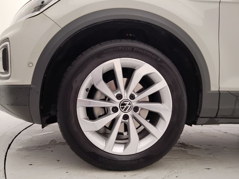 GuidiCar - VOLKSWAGEN T-Roc 2022 T-Roc 1.0 tsi Life Usato