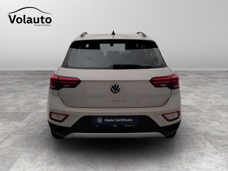 GuidiCar - VOLKSWAGEN T-Roc 2022 T-Roc 1.0 tsi Life Usato