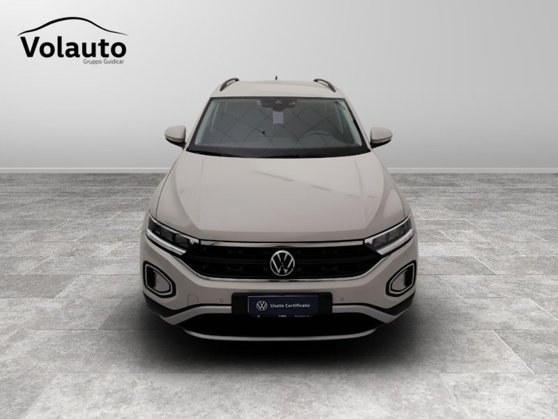 GuidiCar - VOLKSWAGEN T-Roc 2022 T-Roc 1.0 tsi Life Usato
