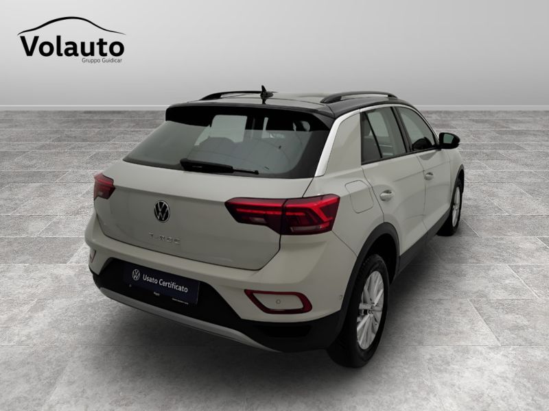 GuidiCar - VOLKSWAGEN T-Roc 2023 T-Roc 1.0 tsi Life Usato
