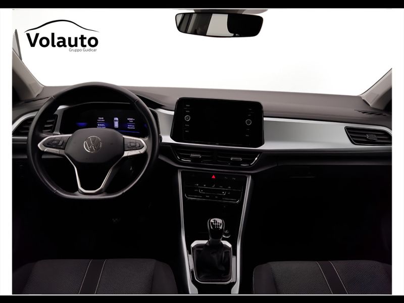 GuidiCar - VOLKSWAGEN T-Roc 2023 T-Roc 1.0 tsi Life Usato