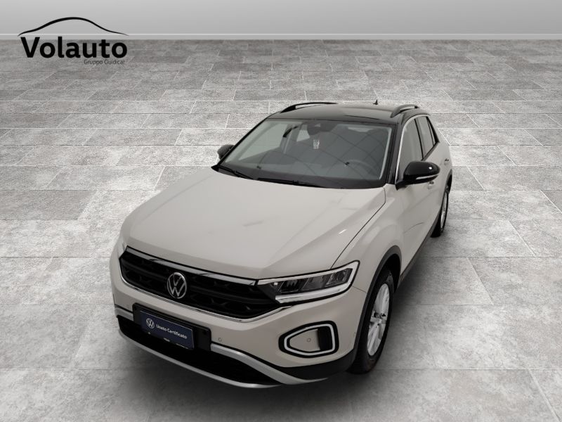 GuidiCar - VOLKSWAGEN T-Roc 2023 T-Roc 1.0 tsi Life Usato