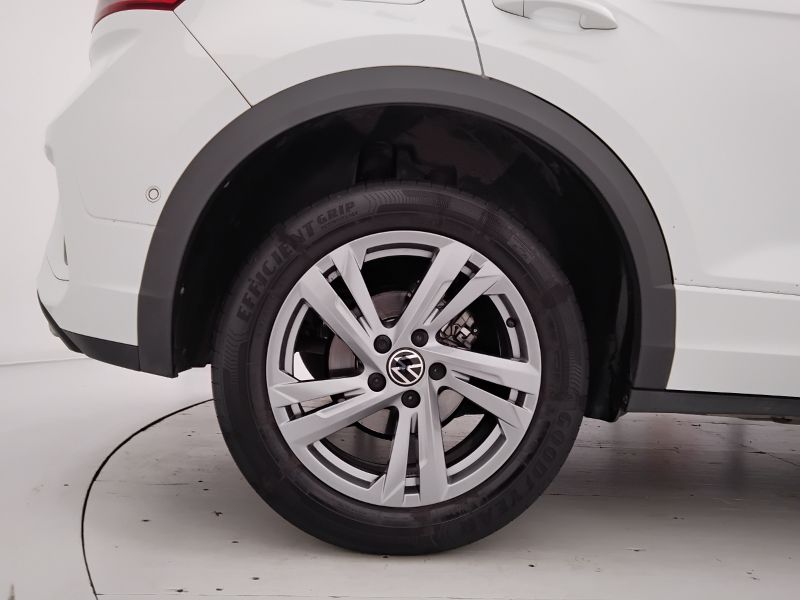 GuidiCar - VOLKSWAGEN T-Roc 2022 T-Roc 1.0 tsi R-Line Usato