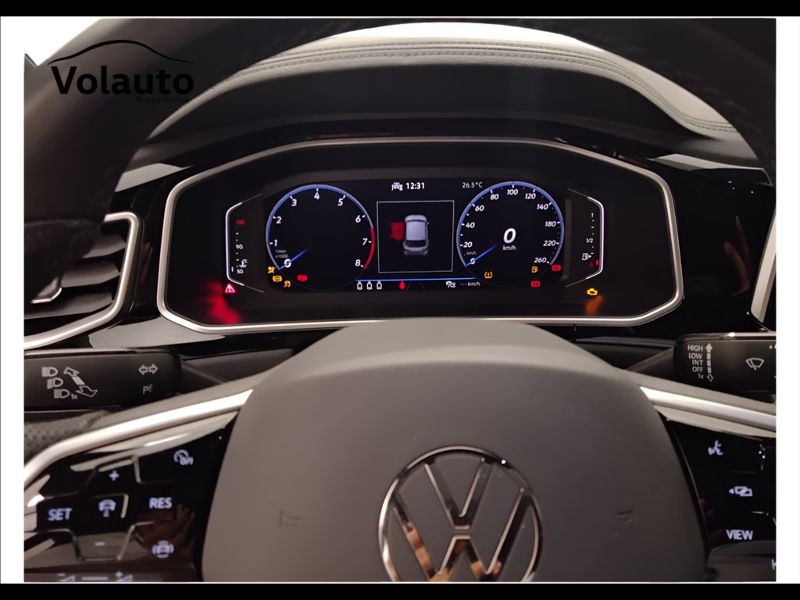 GuidiCar - VOLKSWAGEN T-Roc 2022 T-Roc 1.0 tsi R-Line Usato