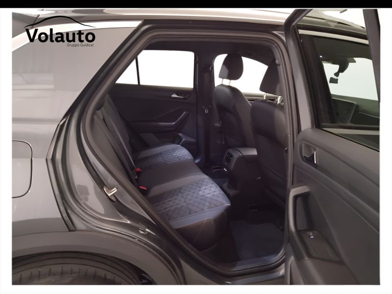 GuidiCar - VOLKSWAGEN T-Roc 2023 T-Roc 1.0 tsi R-Line Usato