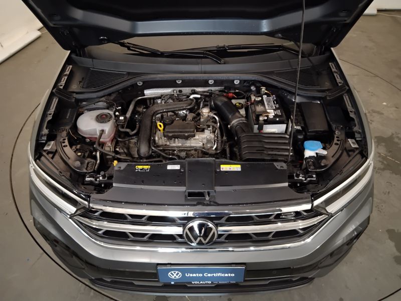 GuidiCar - VOLKSWAGEN T-Roc 2023 T-Roc 1.0 tsi R-Line Usato