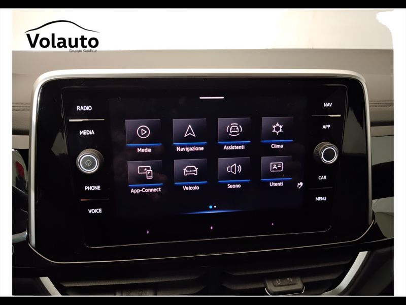 GuidiCar - VOLKSWAGEN T-Roc 2023 T-Roc 1.0 tsi R-Line Usato