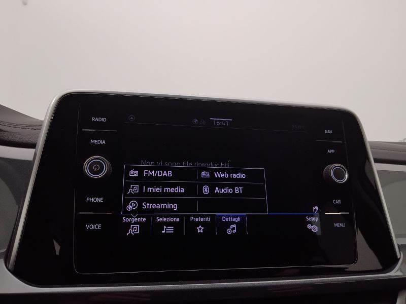 GuidiCar - VOLKSWAGEN T-Roc 2022 T-Roc 1.0 tsi Style Usato