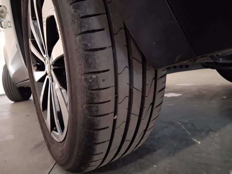 GuidiCar - VOLKSWAGEN T-Roc 2023 T-Roc 1.0 tsi Style Usato