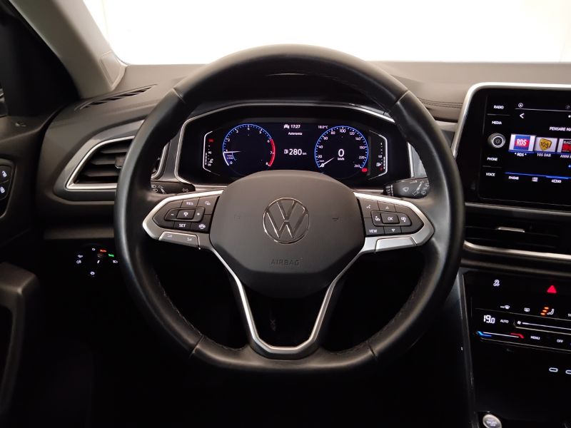 GuidiCar - VOLKSWAGEN T-Roc 2023 T-Roc 1.0 tsi Style Usato