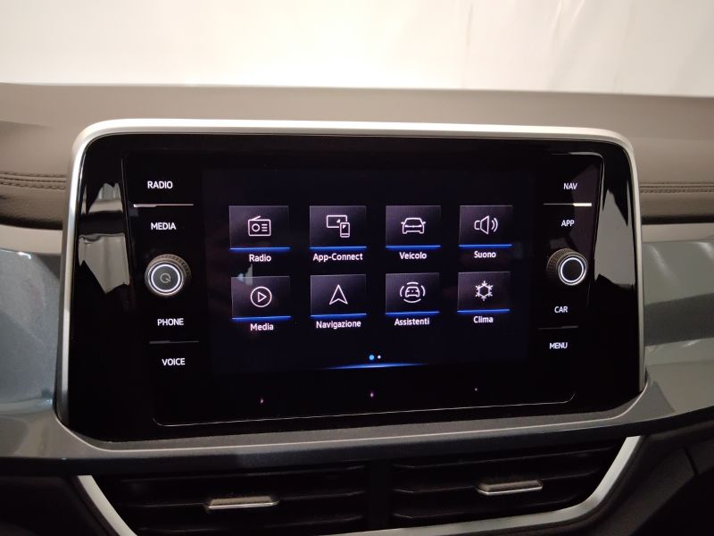 GuidiCar - VOLKSWAGEN T-Roc 2023 T-Roc 1.0 tsi Style Usato