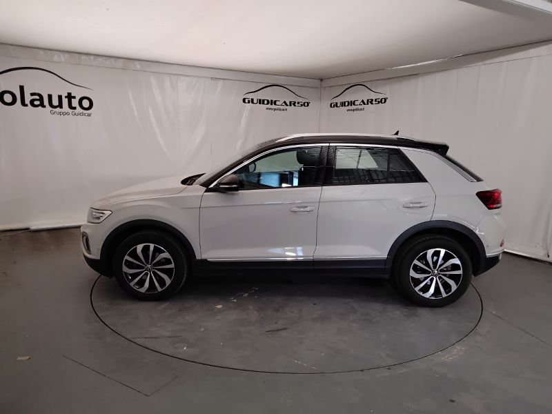 GuidiCar - VOLKSWAGEN T-Roc 2023 T-Roc 1.0 tsi Style Usato